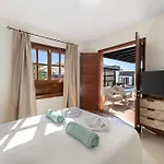 Eire Villa